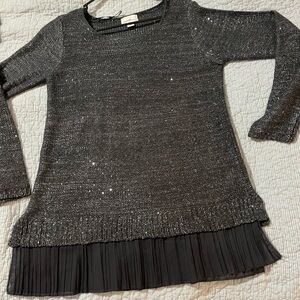 NWOT BEAUTIFUL SPARKLY CHRISTMAS SWEATER SIZE MEDIUM